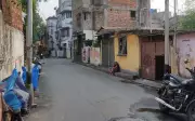 Woman, Minor Daughter Robbed at Gunpoint in Kolkata, Attackers Demand Case Withdrawal