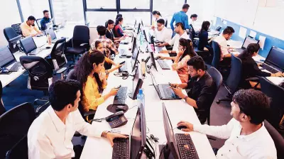 5-Minute Walk Every Hour Boosts Employee Happiness: Study