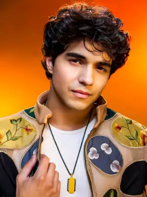 8 Young Actors to Lead Next Big Campus and Sports Romance Films