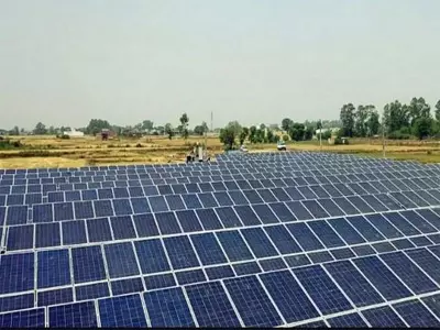 90% of India's renewable energy portfolio faces high climate risk by 2030: Report