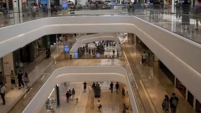 AI Workshops and Summer Camps: New Mall Attractions Driving Footfall