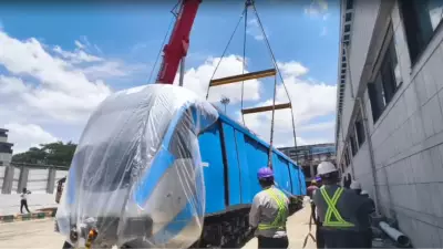 Bengaluru's First Driverless Metro Train Arrives for Blue Line Corridor
