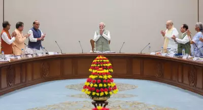 Cabinet Honors Modi as Longest-Serving Elected PM with Standing Ovation