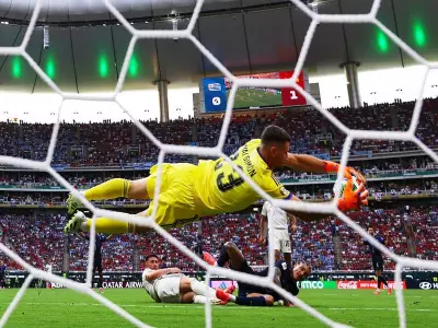 FIFA World Cup 2026: Spain's Unai Simon Leads Golden Glove Race with Three Clean Sheets