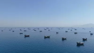 Iran Shuts Strait of Hormuz, Threatens Vessels After US Bombardment