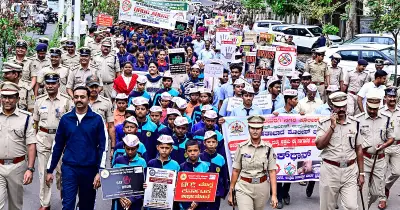 Kalaburagi Police Commissioner leads walkathon against drug addiction