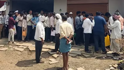 Karnataka Farmers Fear Fertiliser Shortage, Throng RSKs