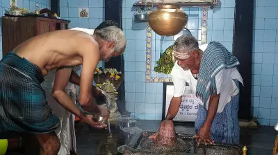 Karnataka Farmers Perform Temple Rituals as Monsoon Delays in Hubballi