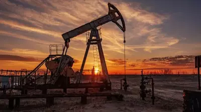 Oil Prices Hold Steady Amid Uncertainty Over US-Iran Peace Deal