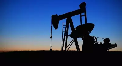 Oil Surges $2 as Iran Shuts Strait of Hormuz After US Strikes