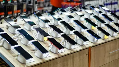 Phone Prices Spike as Chip Crunch Bites: Memory Costs Rise