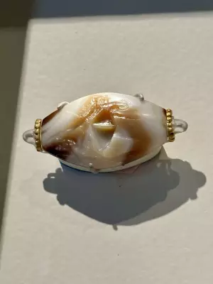 Pylos Combat Agate Rewrites History of Ancient Greek Art