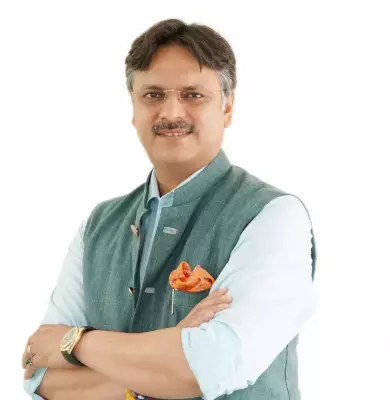 Sarojininagar MLA Rajeshwar Singh urges stronger national system to block stolen phones