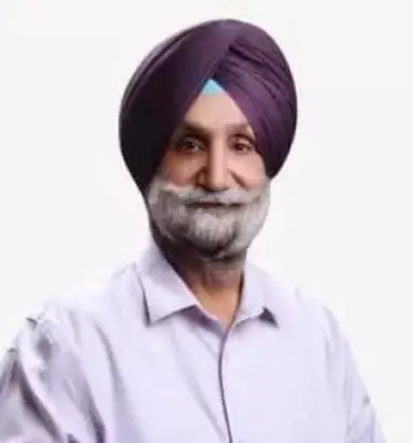 Sukhjinder Randhawa: Comparing Nehru and Modi is inappropriate