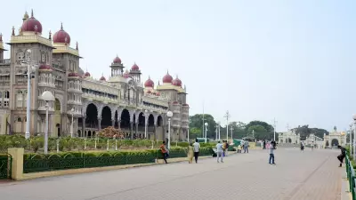Tourists Allege Diversion Tactics by Auto Drivers in Mysuru