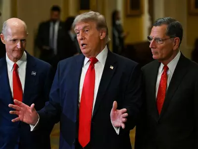Trump Deems Strait of Hormuz Shipping Fees 'Unacceptable' in Iran Deal
