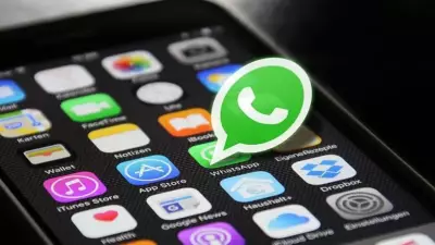 WhatsApp Tests Green Online Indicator, New Backup Tools for Android