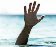 19-year-old drowns, 4 missing at Ganpatipule beach in Ratnagiri