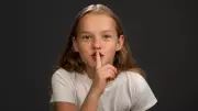 5 Safety Lies Every Parent Must Teach Their Children