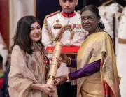 Alka Yagnik clarifies wheelchair video at Padma ceremony, cites fatigue
