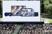 Apple Reveals Siri AI Upgrades and Privacy-Focused Strategy at WWDC