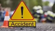 Autorickshaw Driver Dies After Crashing into Divider in Mumbai