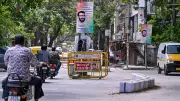 Bengaluru Domlur Road White-Topped Around Standing Pole, Safety Fears