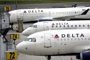 Delta Jet Was 300 Feet From American Plane in Boston Close Call, Expert Says