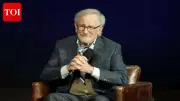 Disclosure Day Cast Honors Spielberg with Vintage Movie Tees at Press Event