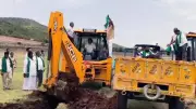 Farmers Launch Symbolic Desilting Campaign at Tungabhadra Reservoir
