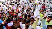 Fertiliser shortage hits Karnataka farmers ahead of kharif season