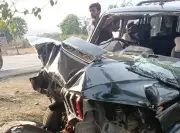 Five of family killed as SUV hits tree in Jharkhand's Simdega