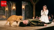 Ginger Cat Tries to Rewrite Romeo and Juliet's Tragic Ending in Turkey