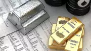 Gold Falls for 4th Day in Delhi on Dollar Rally, Silver Slumps