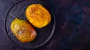 Gujarat Mango Seizure Raises Food Safety Concerns Over Rotten Fruit