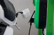 Hero Electric and dealer ordered to pay Rs 20,000 for defective e-scooter battery