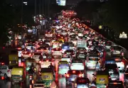 Hindon Bridge Repairs to Disrupt Noida-Greater Noida Traffic for 45 Days