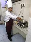 Hotels in Jaipur Shift from LPG to Electric Cooking Amid High Costs