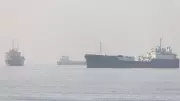 Iran Halts Message Exchanges with US, Threatens Strait of Hormuz: Report
