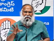 Jagga Reddy dares BJP for debate, slams privatisation, celebrates Rahul Gandhi's birthday