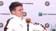Jakub Mensik Cramps Up During French Open Press Conference After QF Win