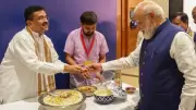 Jhalmuri Makes Political Debut at NDA Conclave, Served by Adhikari to PM Modi