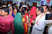 Jharkhand Health Minister Irfan Ansari Conducts Surprise Inspection at Dumka Hospital