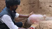 Keeladi Excavation Reveals Advanced Urban Planning and Rare Pottery