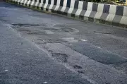 Nagpur's pre-monsoon pothole drive exposes crumbling internal roads