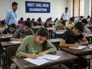 NEET Aspirant Sristi Dubey Defies Odds, Writes Exam with Nine Broken Ribs
