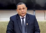 Nepal FM Urges Open Heart to Resolve Border Issues with India