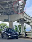 NHAI patches potholes on Tripunithura bridge, but darkness remains a concern
