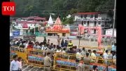 Over 1 Lakh Devotees Visit Kainchi Dham for Foundation Day Celebrations