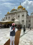 Punjab BJP Chief Kewal Dhillon Prays at Bangla Saheb Gurdwara on Blue Star Anniversary